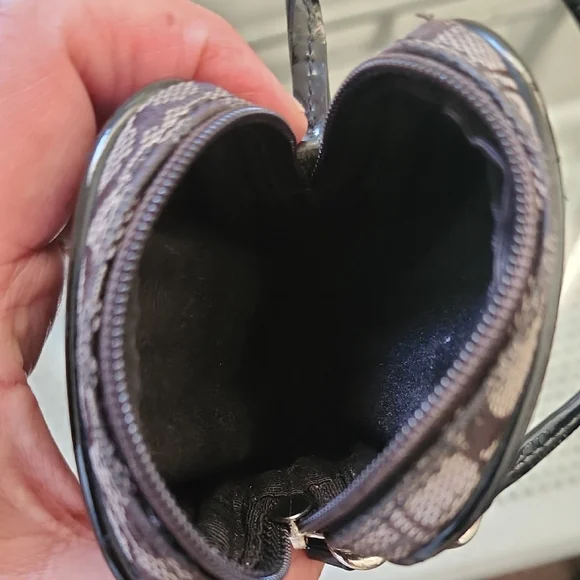 Coach Y2k Digital Camera Black Signature Logo Pouch - Picture 4 of 6